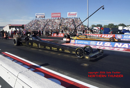 Tripp Tatum (near lane) vs Jasmine Salinas (far lane)
